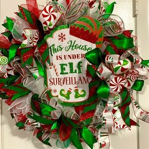 Item102 ELF Christmas Wreath Outdoor/Indoor Door Decor Wreath